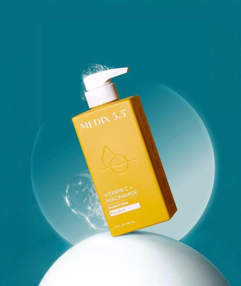 Medix 5.5 Vitamin C + Tumeric lotion