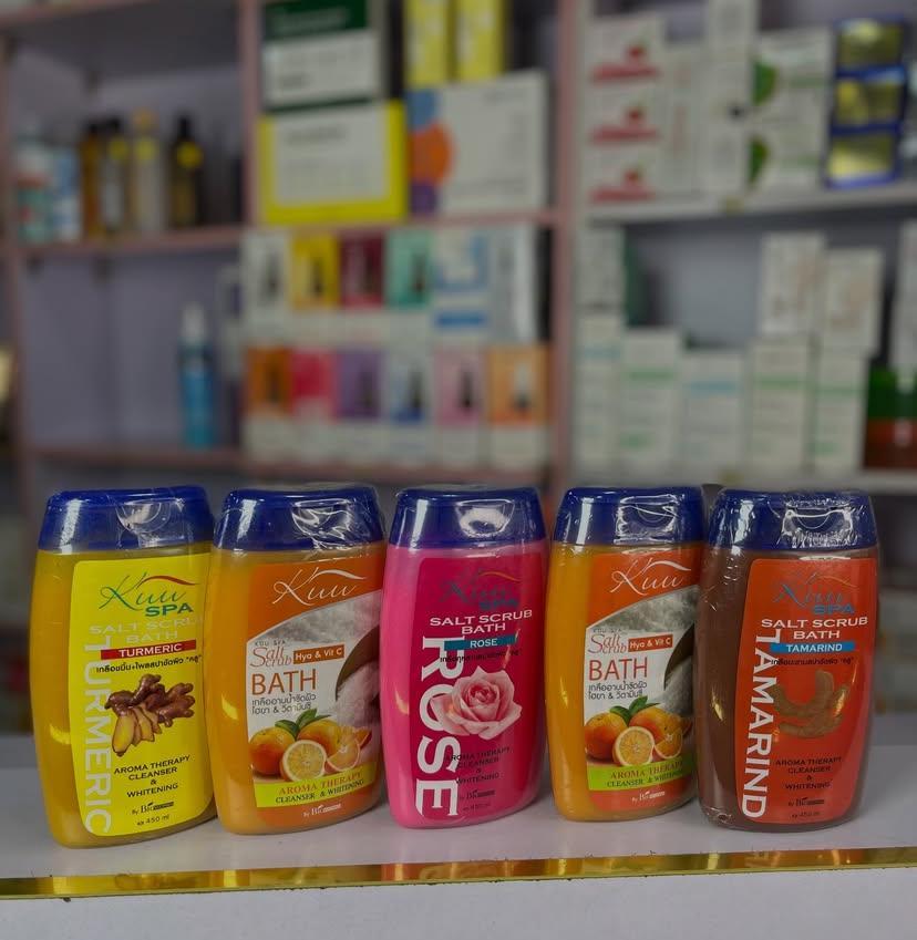 Kuu Spa salt scrub Tumeric Bath - Image 3