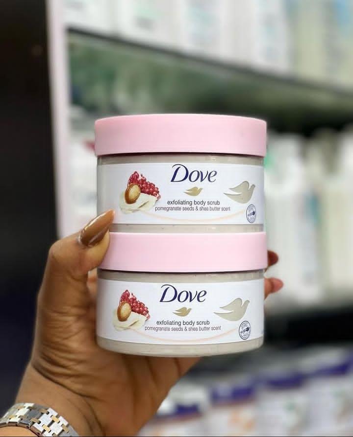 Dove Exfoliating Body Scrub - Image 4