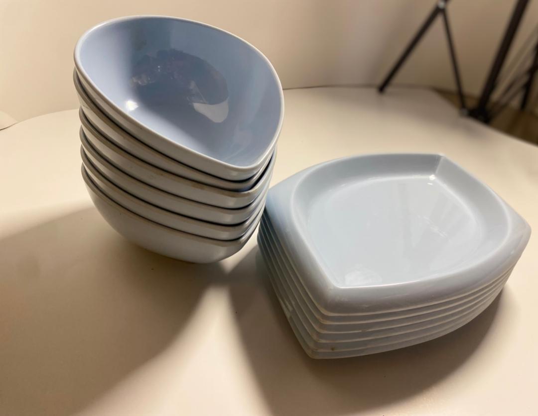 12 Pieces Light Blue Ceramic Deep and Flat Plates