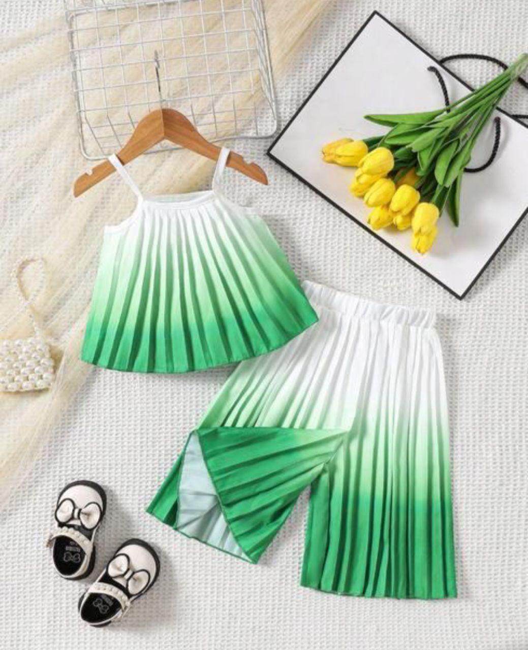 Premium Girls’ Two-Piece Pleated Set