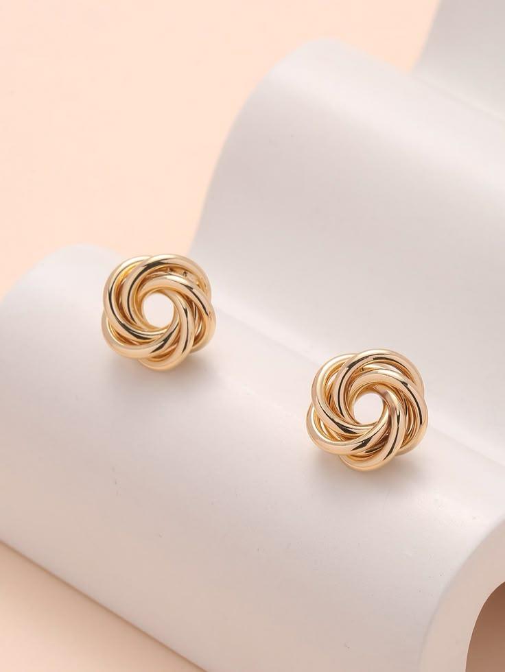 Twisted Knot Gold Toned Stud Earring-Stylish and Elagant - Image 2