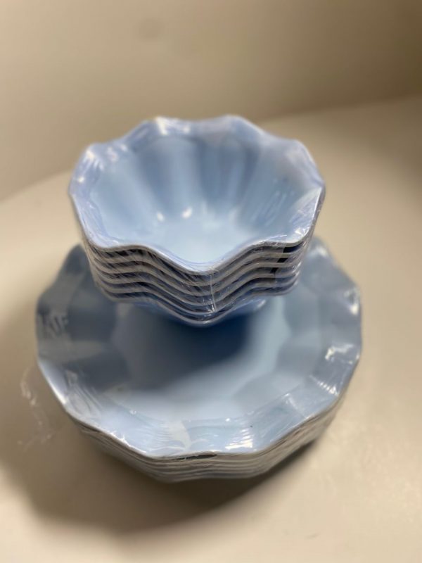 12 Pieces Blue Ceramic Curve and Flat Plates - Image 2