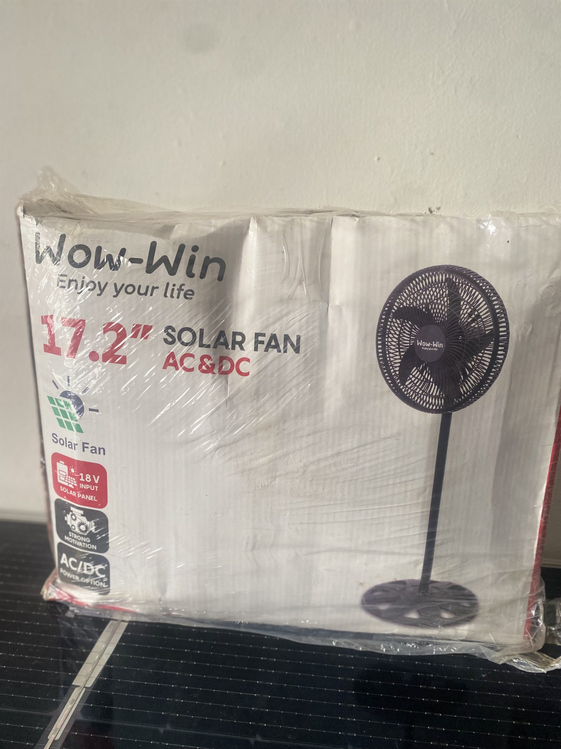 Wow-Win 17.2" AC/DC Solar Standing Fan - Image 2